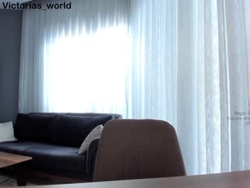 webcam girl victorias_world live cam image #2348776