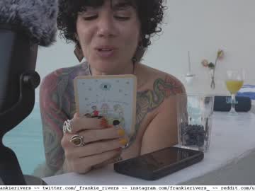 webcam girl _frankie_rivers live cam image #3619422