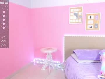 webcam girl little_effy18 live cam image #3117689