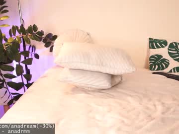 webcam girl dreamana live cam image #554957