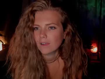 webcam girl kosmickate live cam image #3407845