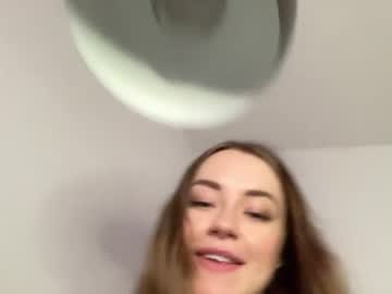 webcam girl strawberryjamx live cam image #3262889