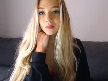 webcam girl pervyblonde live cam image #1298861