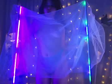 webcam girl helenmoors live cam image #5398191