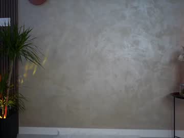 webcam girl xoxo_emma live cam image #2145570