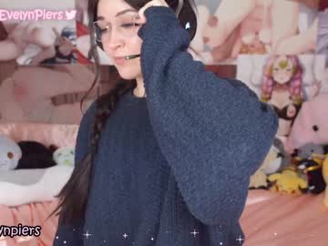 webcam girl evelynpiers live cam image #477415