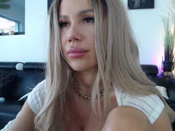 webcam girl marrylouanne live cam image #4008879