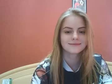 webcam girl sweetylissa_ live cam image #2047284