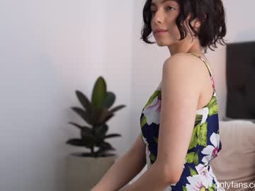 webcam girl naughtysammx live cam image #4189390