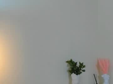 webcam girl molly__meow live cam image #6935947