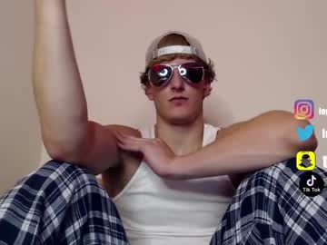 webcam man luckyloganx live cam image #2964581