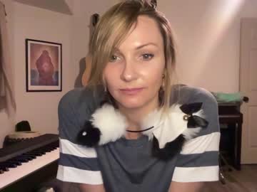 webcam girl kaileeshy live cam image #2554378