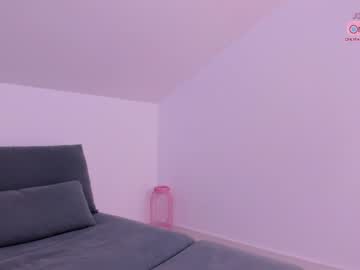 webcam girl aalliyahh live cam image #2307538