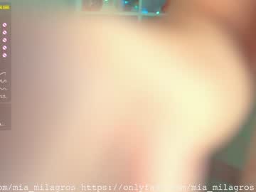 webcam girl mia_milagros live cam image #284150