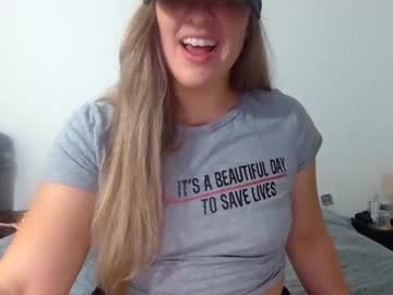 webcam girl khelzy live cam image #3386028