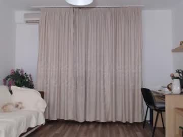 webcam girl i_am_sarahxxx live cam image #2236399
