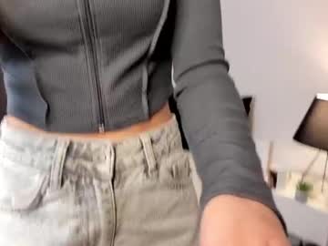 webcam girl melissagrayy live cam image #7025433