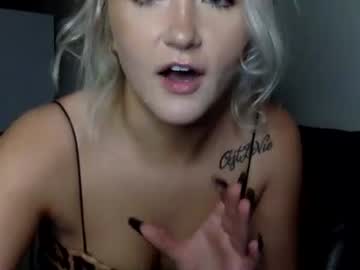 webcam girl cherryluvr86 live cam image #1030063