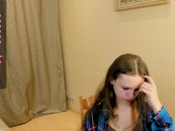 webcam girl maryrogersa live cam image #5144553
