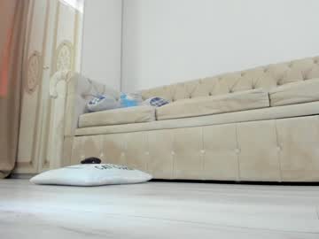 webcam girl missblondecutie live cam image #1082862