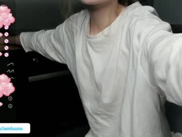 webcam girl mxxnsxsul live cam image #2863642