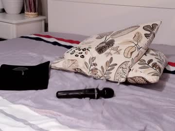 webcam girl sweetgirlandbigcock live cam image #1121841