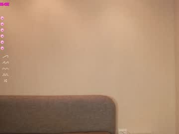 webcam girl azalea18 live cam image #330188