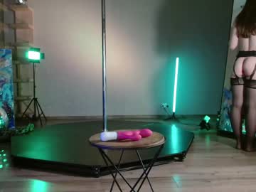 webcam girl _meganmeow_ live cam image #5861653