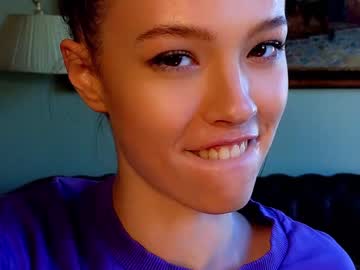 webcam girl _demi_dee_ live cam image #4403872