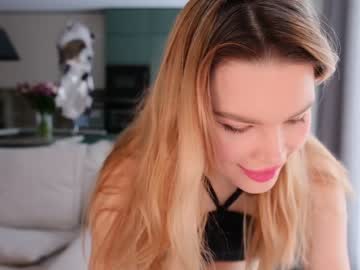 webcam girl love_you_to123 live cam image #6094730