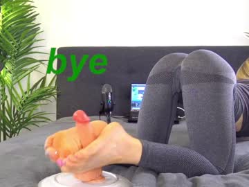 webcam girl wonderbootyy live cam image #323677