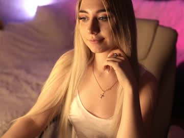 webcam girl owlluree live cam image #6034570