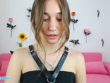 webcam girl ambertan1 live cam image #2744020