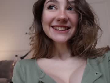 webcam girl mia_elfie live cam image #6750495