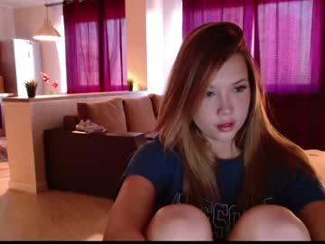 webcam girl bitter_moon live cam image #4564963