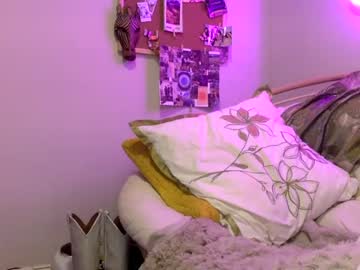 webcam girl avababexoxoxo live cam image #4244133