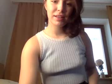 webcam girl cats_and_coffee live cam image #7016436