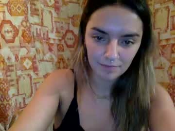 webcam girl ella_boo live cam image #749901