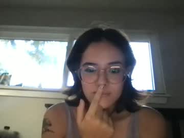 webcam girl alexandriaaaa live cam image #2910158
