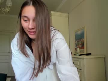 webcam girl eleonora_linn live cam image #2261849