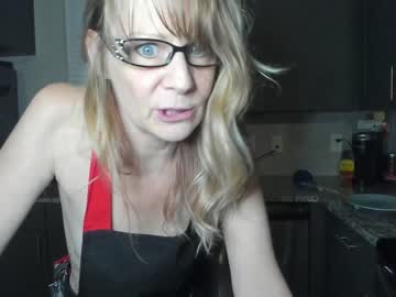 webcam girl emberpheonixxx live cam image #4942521
