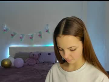 webcam girl amy_small live cam image #2876747