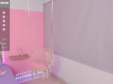 webcam girl little_effy18 live cam image #3254688