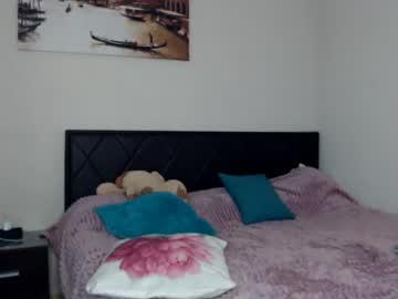 webcam girl hugetittiesgerda live cam image #2556901