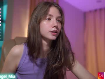 webcam girl angels_kiss live cam image #5161971