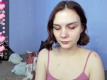 webcam girl adele_ee live cam image #3830029