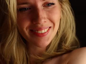 webcam girl crazyhotrussian live cam image #5036658