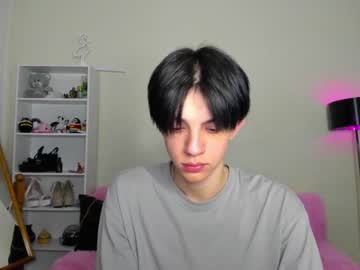 webcam man yoo_dee_ohh live cam image #3595782