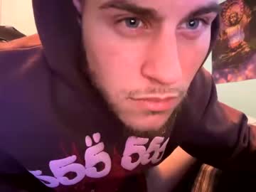 webcam man wentbrokeonstrippers live cam image #6132603