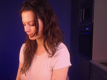 webcam girl lorienn live cam image #5849303